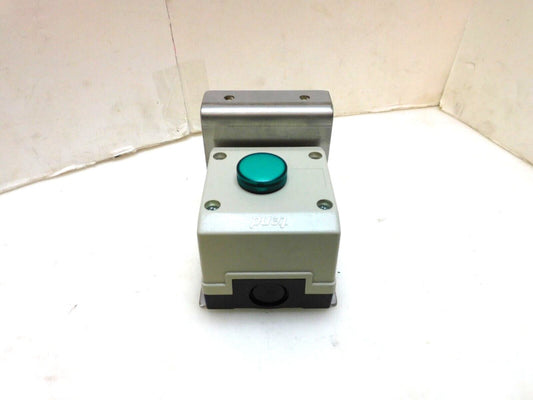 TEND ZBV-6 GREEN PUSHBUTTON STATION W/ ENCLOSURE INDICATOR 3-1/4"X3"X2-3/4"