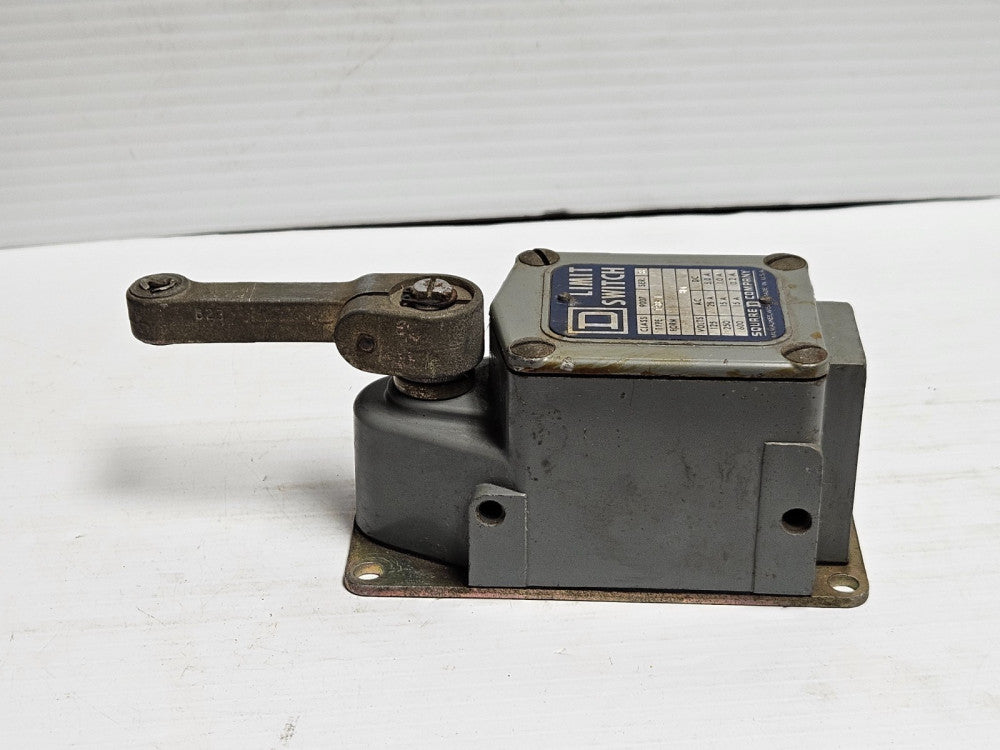 SQUARE D LIMIT SWITCH 9007 TSB-1 SER B - USED