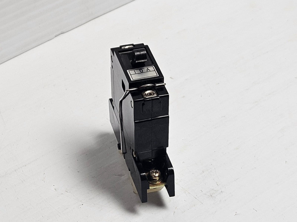 NEW IDEC CIRCUIT BREAKER NRAN1100 10 A AMP 1P 1 POLE 250V W/ BASE NR21