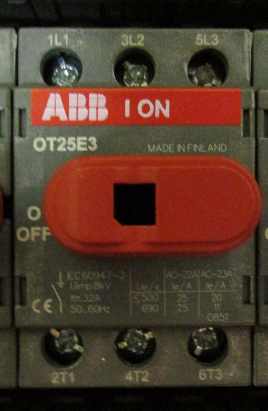 ABB OT25E3 3 Pole 25 Amp Disconnect 1SCA022375R1300 *PRICE PER EACH* OT25E3/B