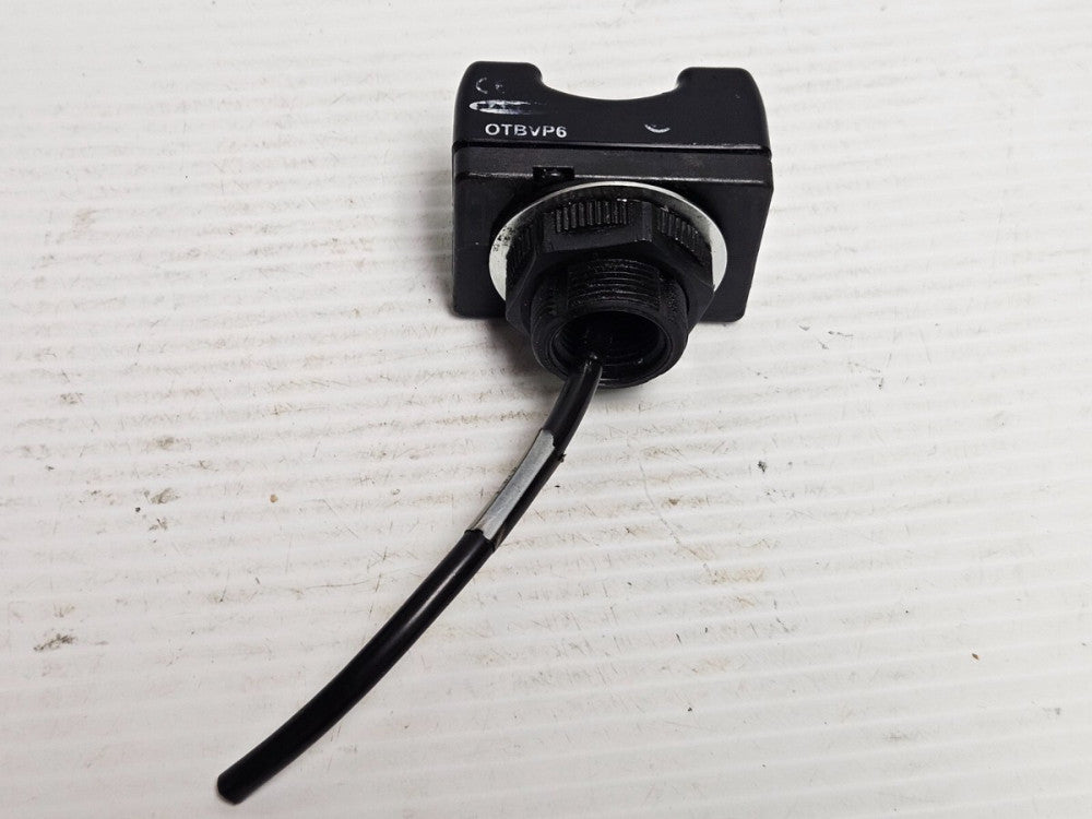 BANNER OPTICAL TOUCH BUTTON SENSOR OTBVP6 - USED