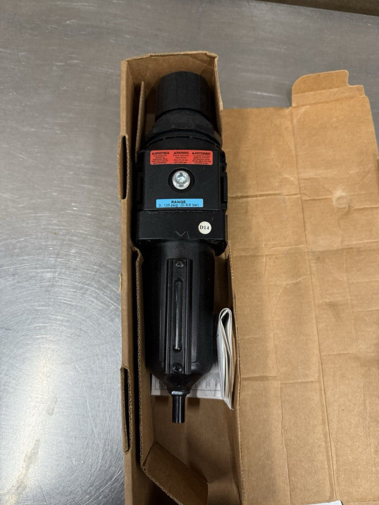 WILKERSON Compressed Air Regulator: 1/4″ NPT, 300 Max psi R18-02-F0G0B