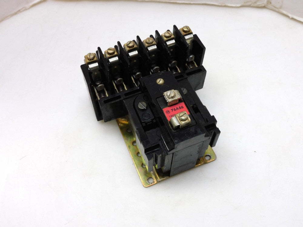 ALLEN BRADLEY BR-600 CONTACTOR RELAY BUL 700 BR 120VCOIL TERMINALS NORMALLY OPEN