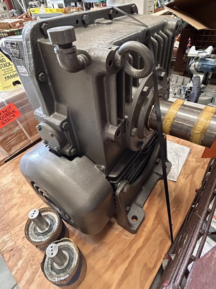 Mitsubishi Worm Gear Reducer SEUH-250-L-100....99.8 Ratio