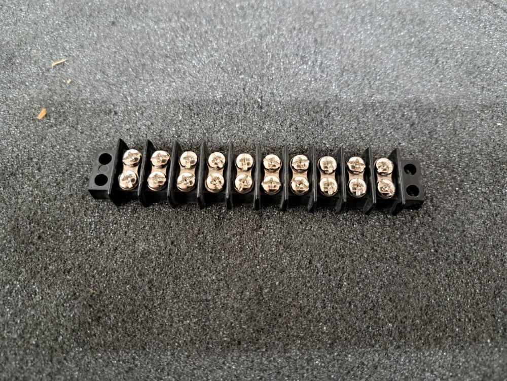 New, Cinch, 353-11-10-001, SCREW TERMINALS, Lot of 9pcs