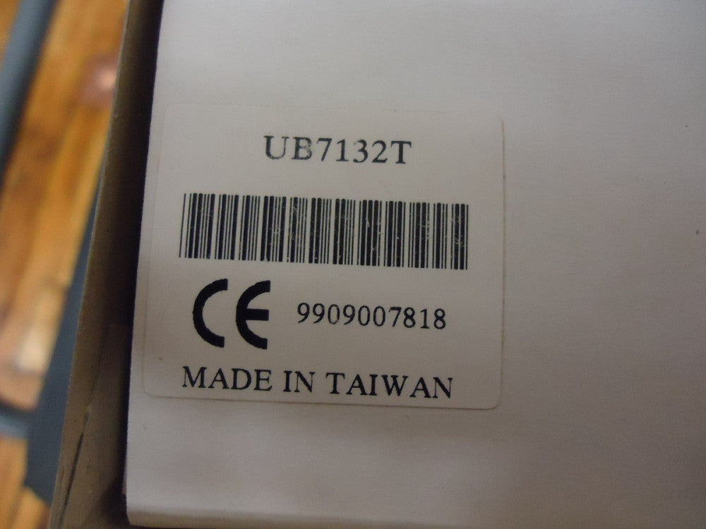 UB7132T ARK 3-PORT USB HUB & 1X10 MBPS TP PORT BRAND NEW!