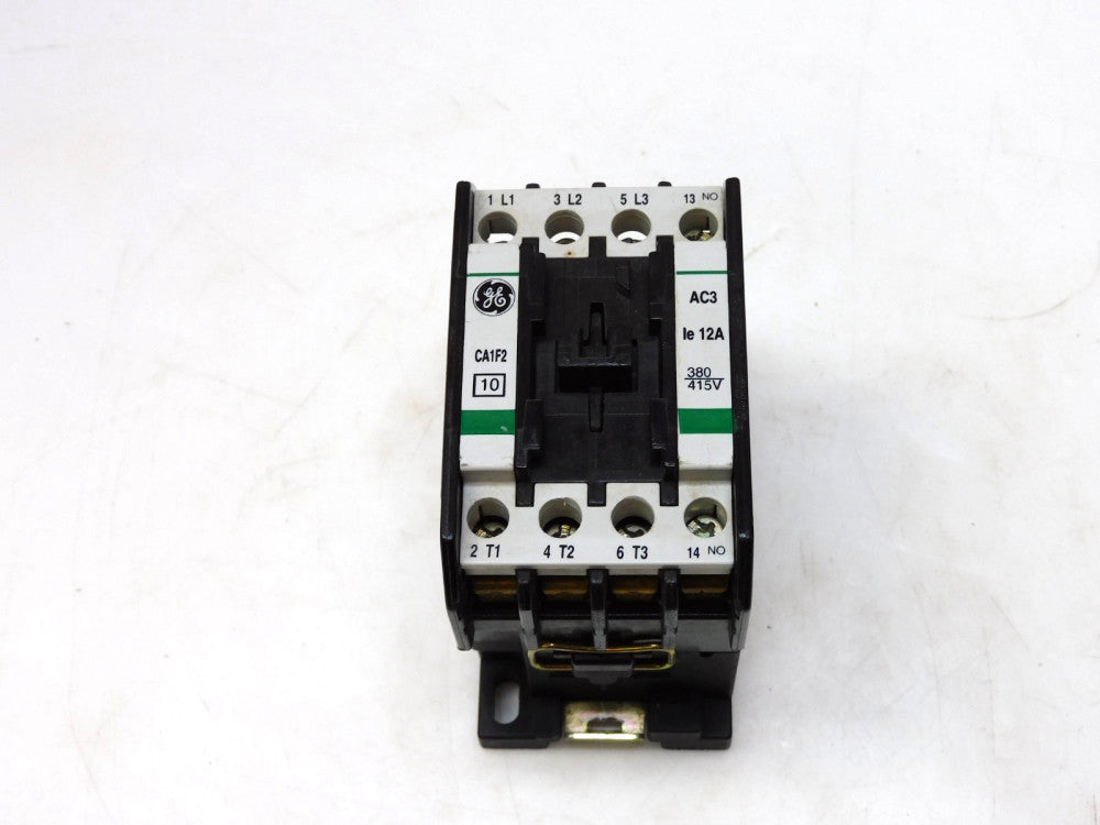 GENERAL ELECTRIC CA1F2-10 CONTACTOR 12A 24/26V 50/60Hz COIL