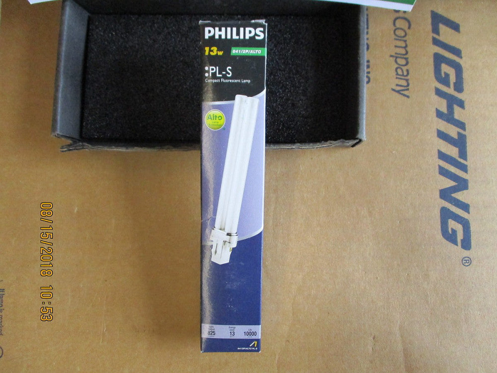146852 Philips 13 Watt Compact Fluorescent Twin Tube BRAND NEW! LOT OF 7