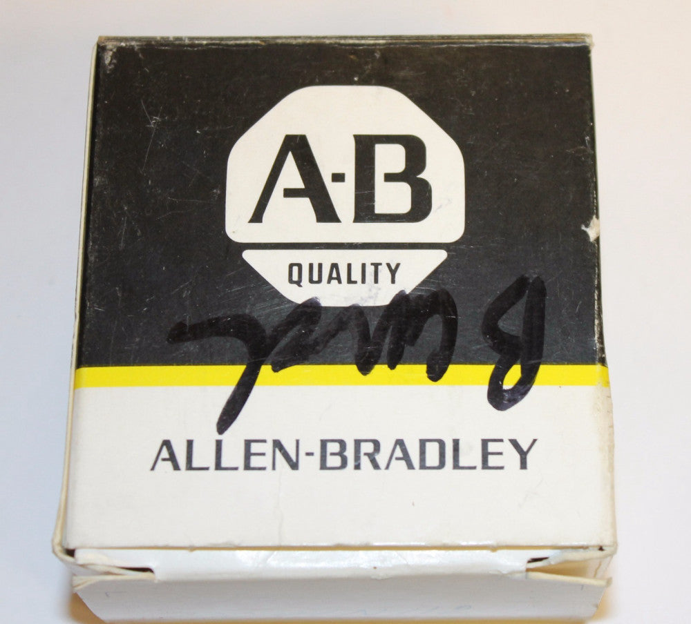 Allen Bradley (Box of 8) Relay Retaining Clips 700 HN112