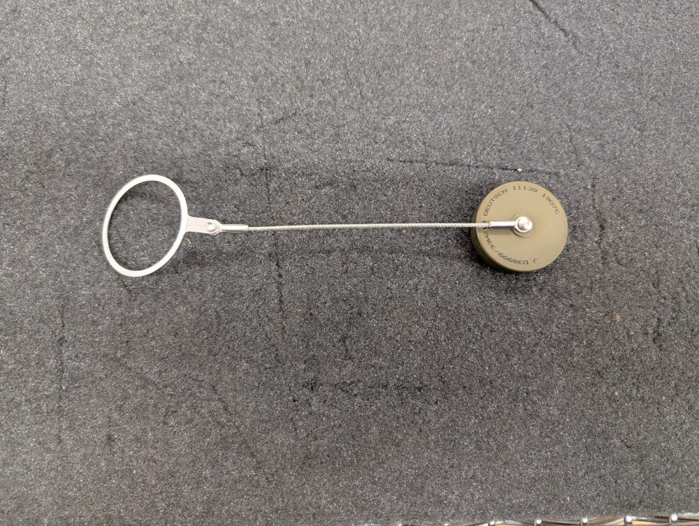 New, Deutsch, D38999/33W21N, SZ 21, DUST CAP W/ROPE & RING