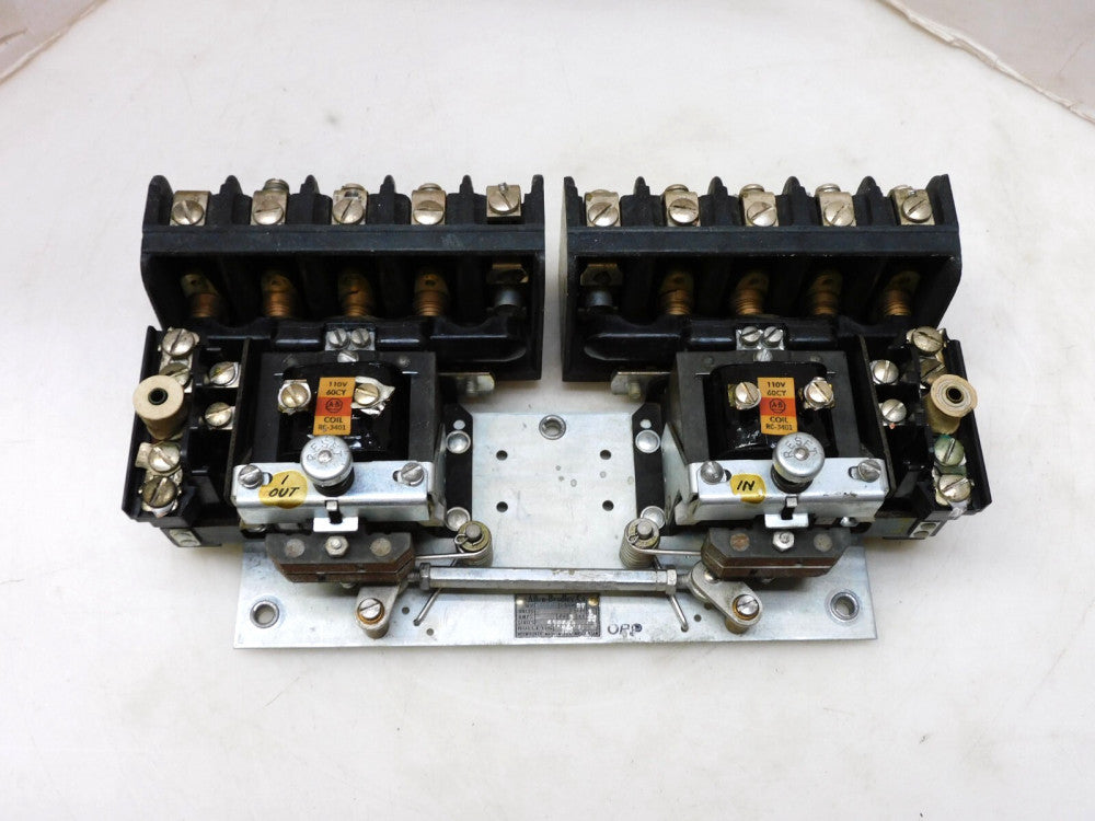 ALLEN BRADLEY BULLETIN 705 REVERSING STARTER SIZE 1 SER 539564 110VCOIL 3PH
