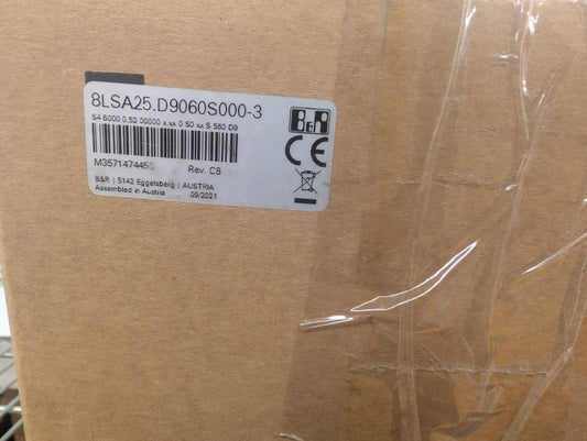 New, B&R, 8LSA25.D9060S000-3, B&R SERVO MOTOR
