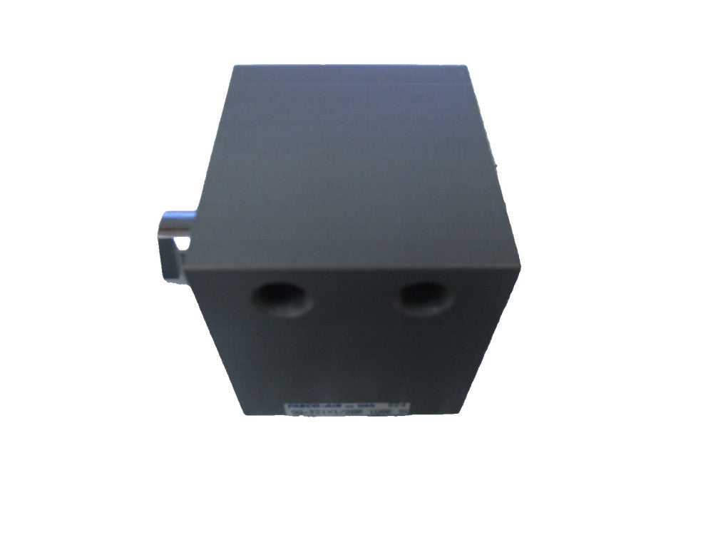 Fabco-Air SQ-321X1/2DR Double-Rod Pneumatic Cylinder