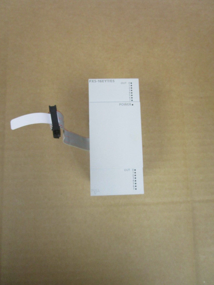 MITSUBISHI ELECTRIC PROGRAMMABLE CONTROLLER FX5-16EYT/ES 5-30Vdc 0.5A
