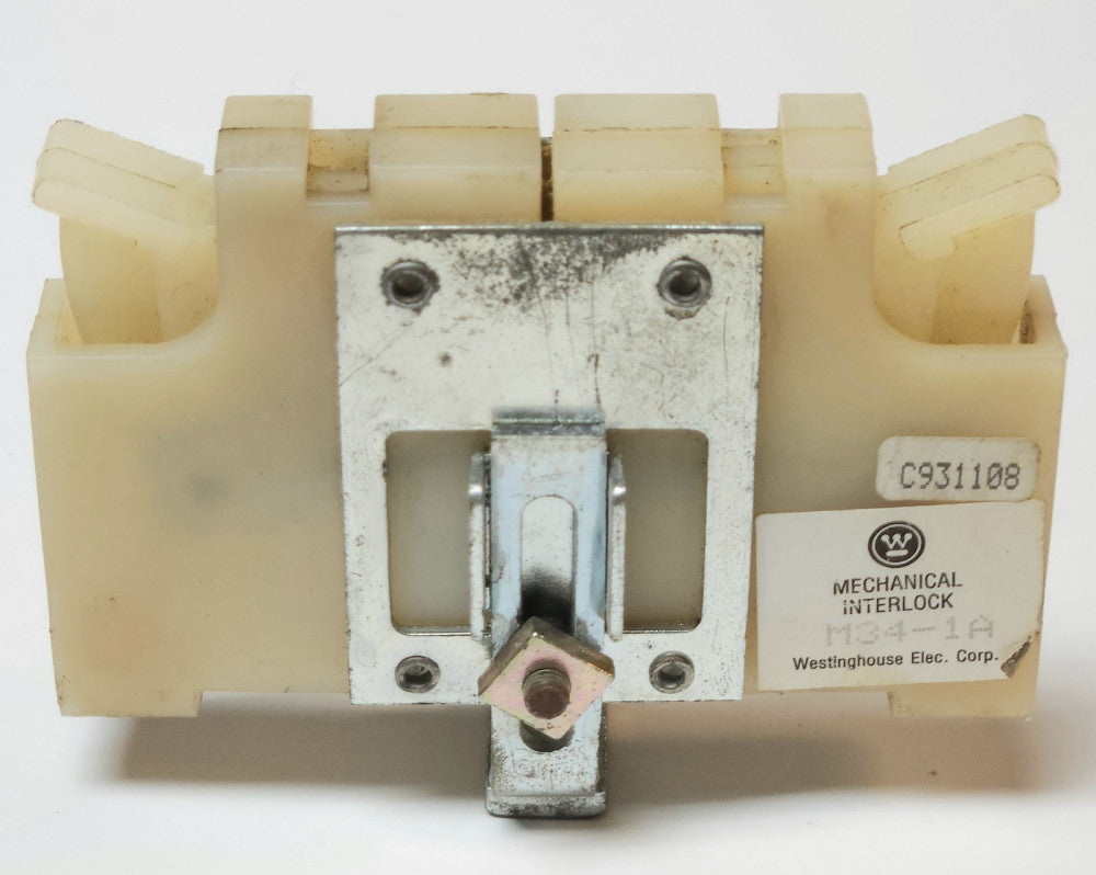 WESTINGHOUSE CUTLER HAMMER M34-1A Mechanical Interlock A200 Size 00-0-1 Vertical