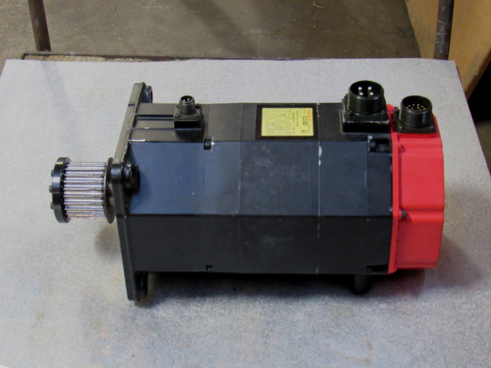 Fanuc Ac Servomotor A06B-0141-B180 ac12/2000 1.0Kw 3Ph 2000Rpm 275V 12Torque