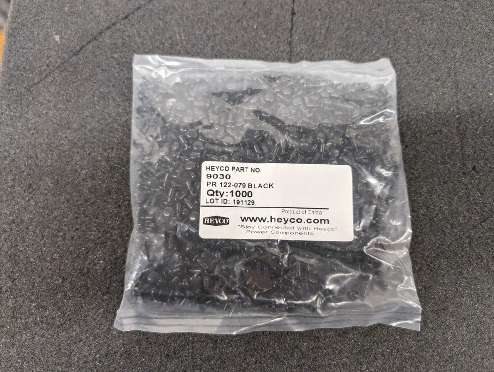 New, Heyco, 9030, Screws & Fasteners PR 122-079 BLACK Snap Rivets, Lot of 1000