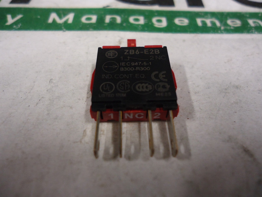 ZB6-E2B, Schneider Electric, Switch Contact Blocks, USED!