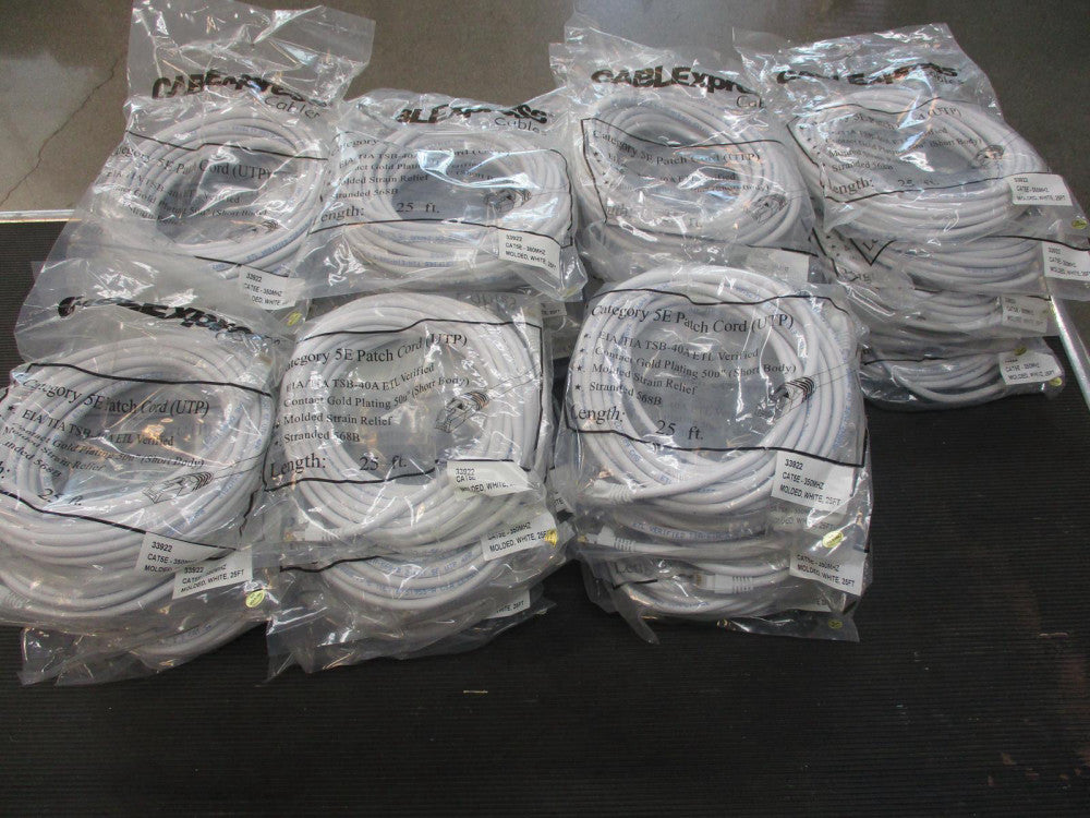 CABLE EXPRESS LOT OF 35 CATEGORY WHITE PATCH CORD