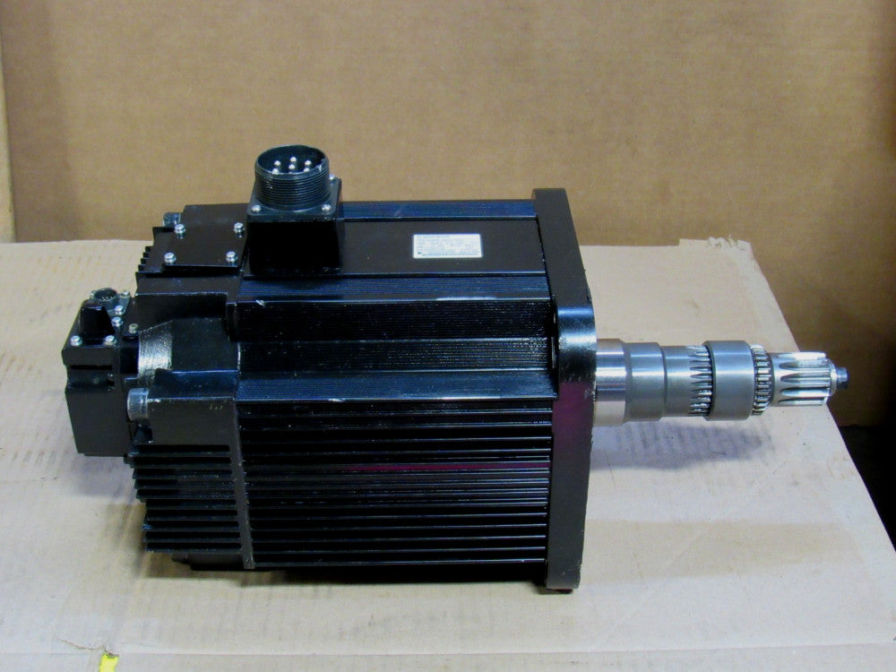 Yaskawa Ac Servo Motor SGMRS-44A2A-YR23 4400W 1500Rpm 200V 28.4N•M 38.1A