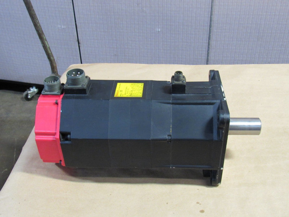 FANUC AC SERVOMOTOR A06B-0315-B203 MODEL 10S 3PH 2000RPM 150V - USED