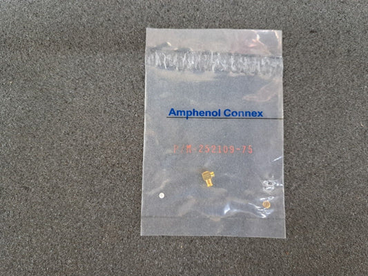 New, Amphenol, 252109-75, CONN MCX PLUG R/A 75 OHM SOLDER, Sold as lot of 10pcs