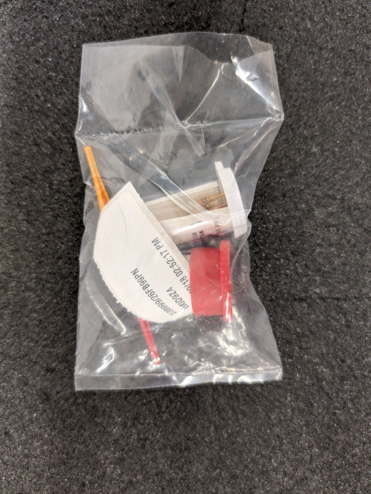 New, Amphenol, D38999/26FB99PN, Circular MIL Spec Connector 7P SZ 11 PLUG CBL M