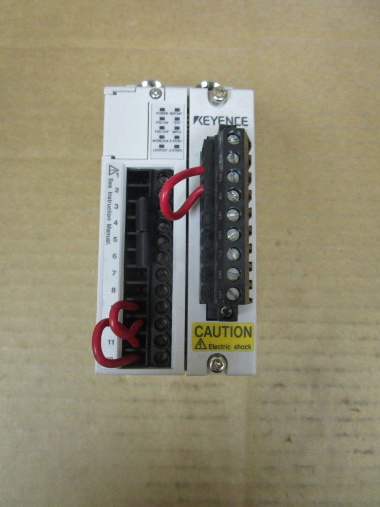 KEYENCE SAFETY CONTROL UNIT SL-R11 24Vdc 150mA
