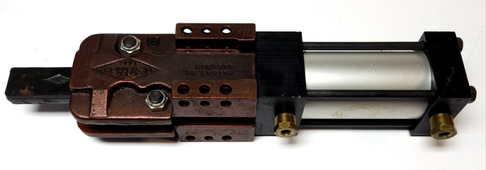 DE-STA DESTACO 865132 MODEL 865 Pneumatic Power Cylinder Clamp Assembly