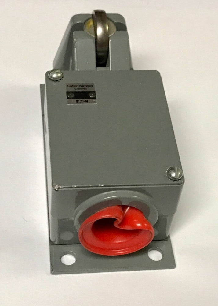 EATON CUTLER HAMMER 10316H10 Nema 1 Push Roller Limit Switch 1 NO 1 NC