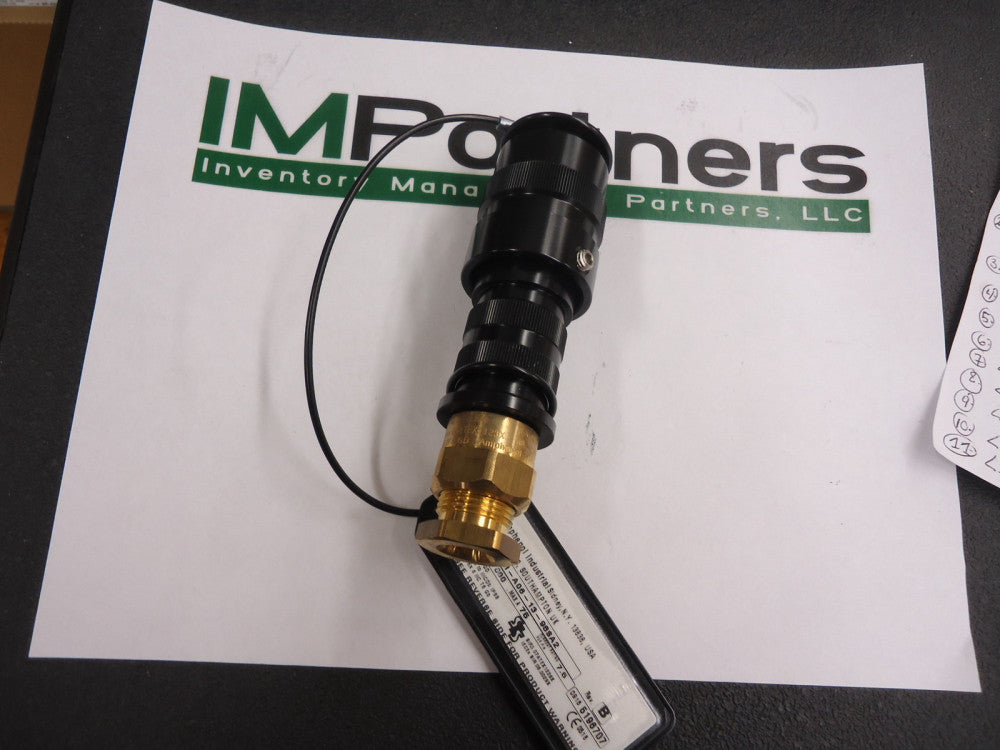 EXM-A06-13-98SA2 Amphenol AMPEX 10C 10#20 SKT PLUG Brand New!