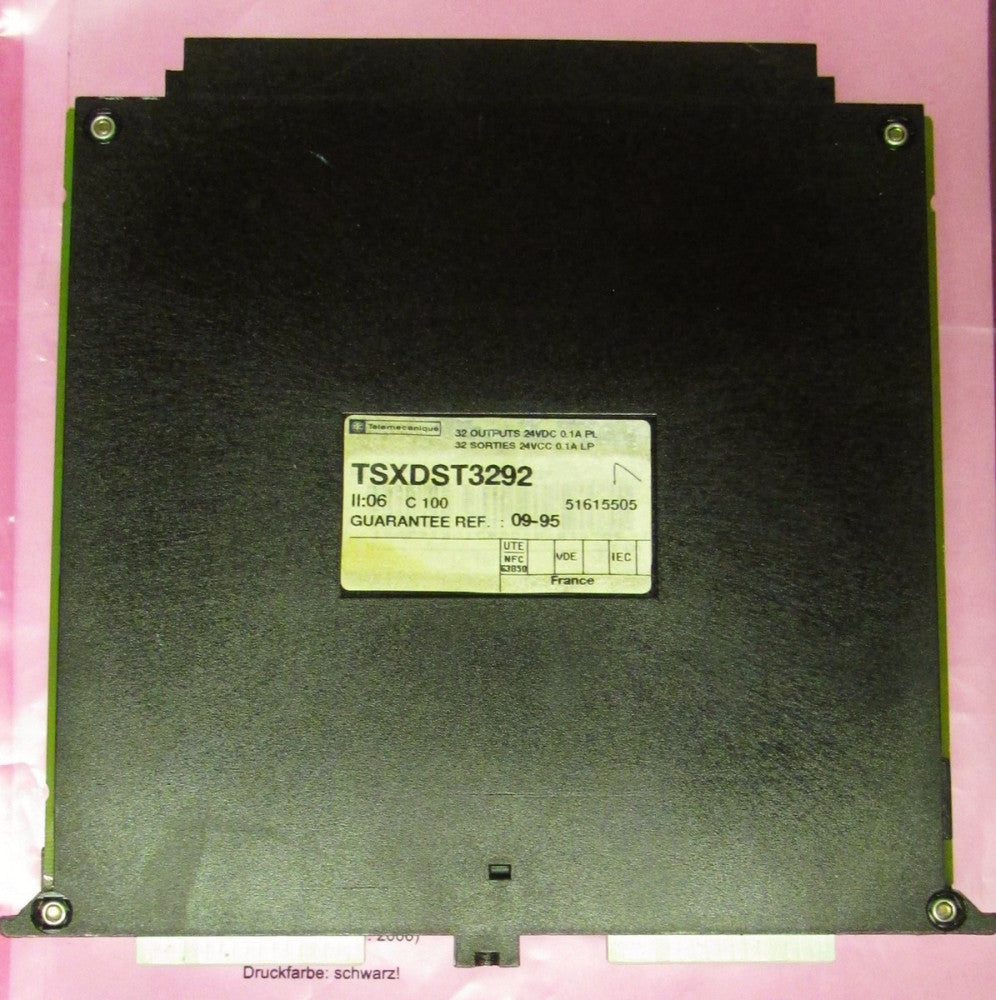 TELEMECANIQUE TSXDST3292 32 Outputs 24 VDC Drive Module TSX DST 32 92  