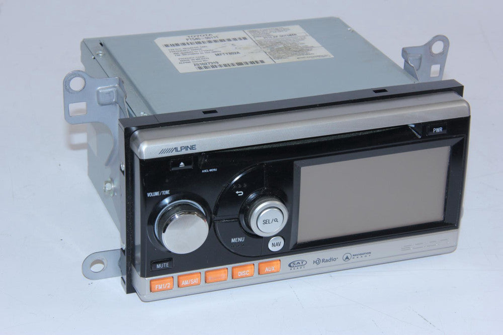 Alpine TOYOTA PT545-00111 OEM Stereo CD Player AM FM SAT Receiver