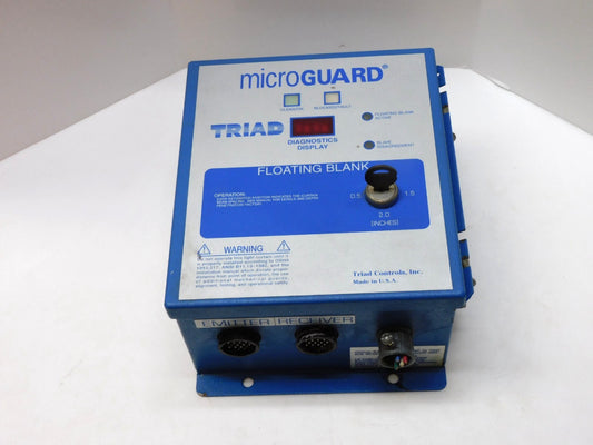 TRIAD MG-20-OF-120 MICROGUARD EMITTER/RECEIVER CONTROL BOX 03-004 03-005 W/ KEY