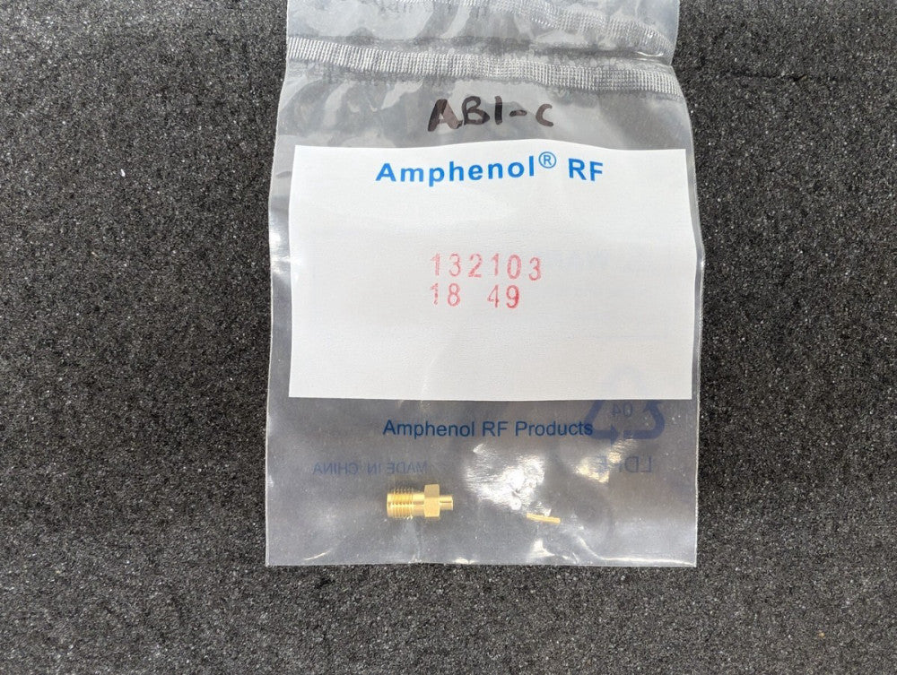 New, Amphenol, 132103, CONN SMA JACK STR 50 OHM SOLDER - Lot of 3pcs