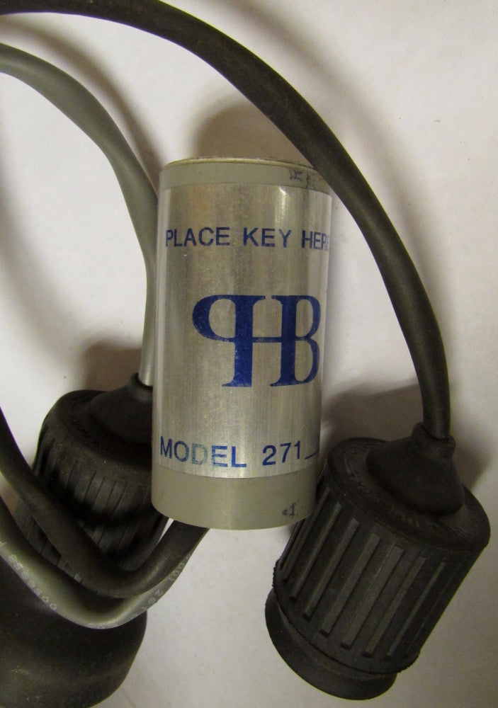 PYOTT BOONE 004 0053 001 Model 271 Remote Locator with Keys