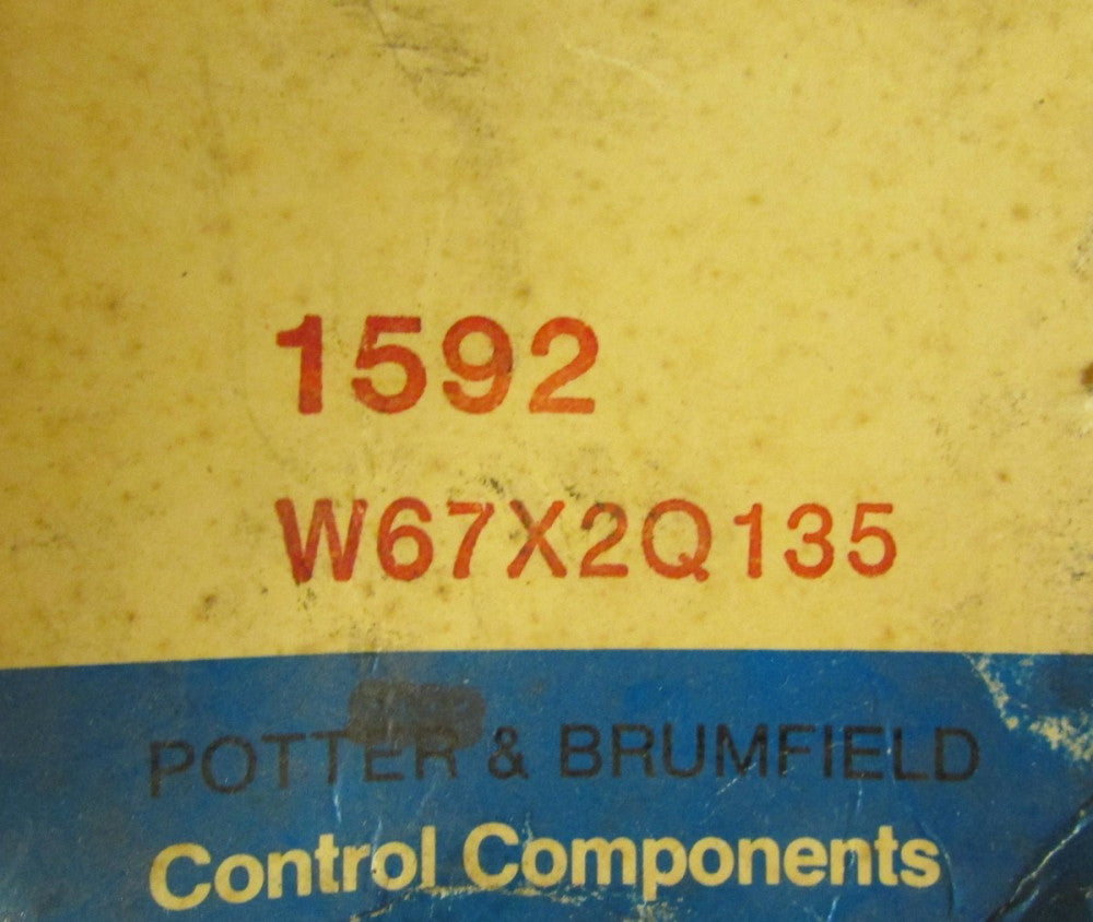 P&B POTTER BRUMFIELD 1592 W67X2Q135 277 VAC 5 Amp Circuit Breaker W67X2Q1-3-5