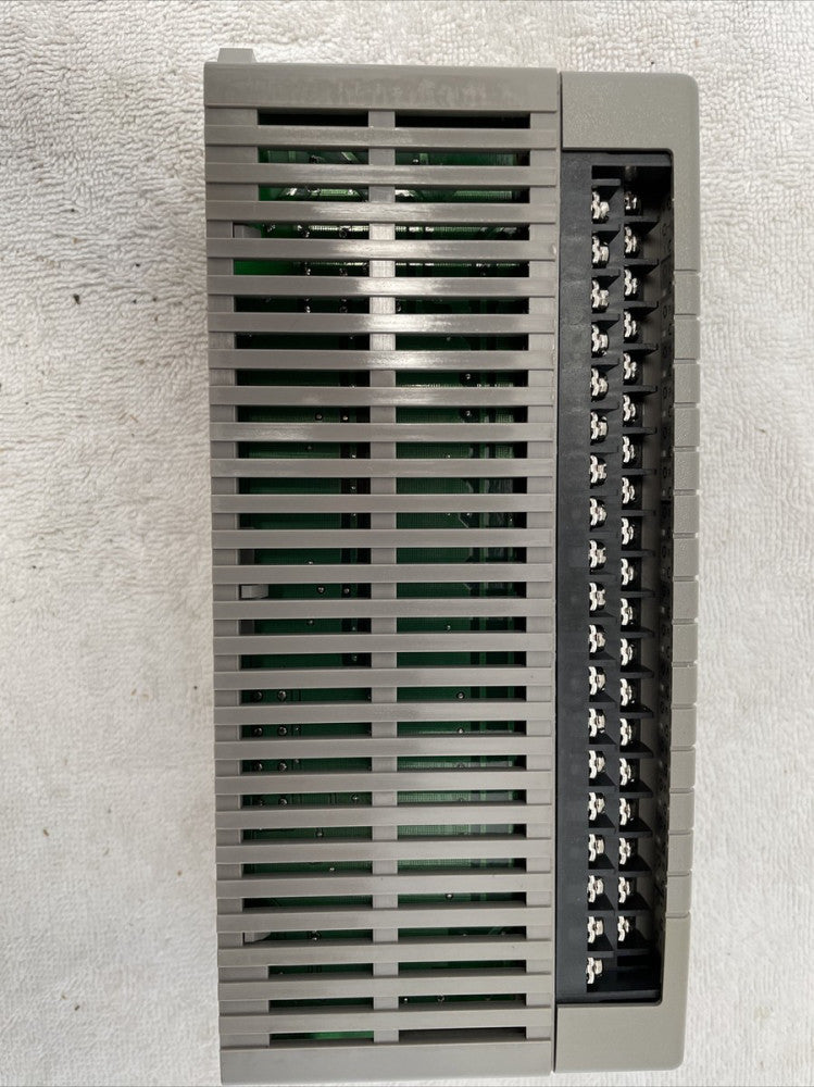 Siemens Simatic TI505 Smart Slice Discrete I/O Moule. Model 505-9201.