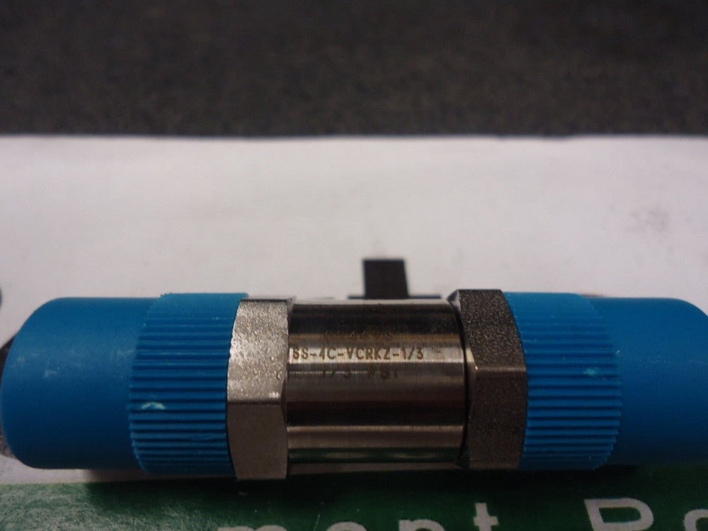 SS-4C-VCRKZ-1/3 Swagelok VCR Fitting 00996-0783 Brand New!