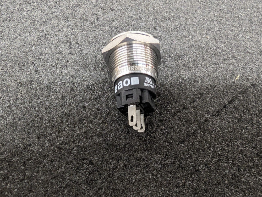 New, EAO Switch, 82-5151.1000.B031, Pushbutton Switches SWITCH