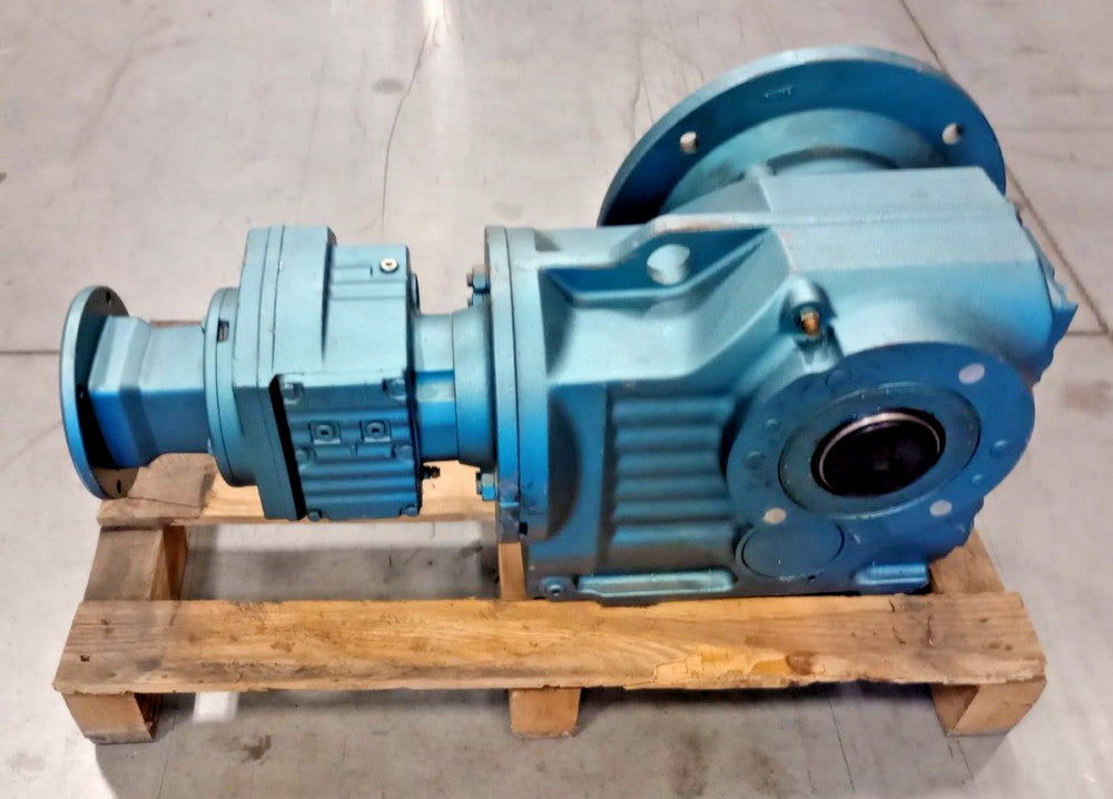 SEW Eurodrive KAF87R57AM145-KS x 373.00 Gearbox Ratio 373.00:1 23900Lb-In