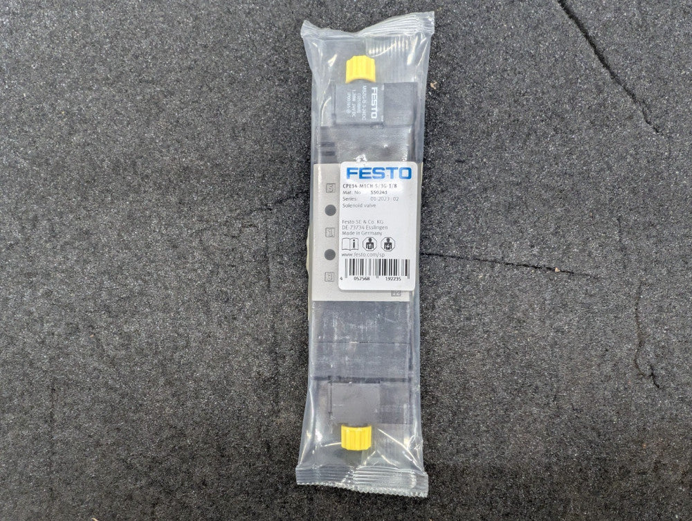 New, Festo, CPE14-M1CH-5/3G-1/8, SOLENOID VALVE