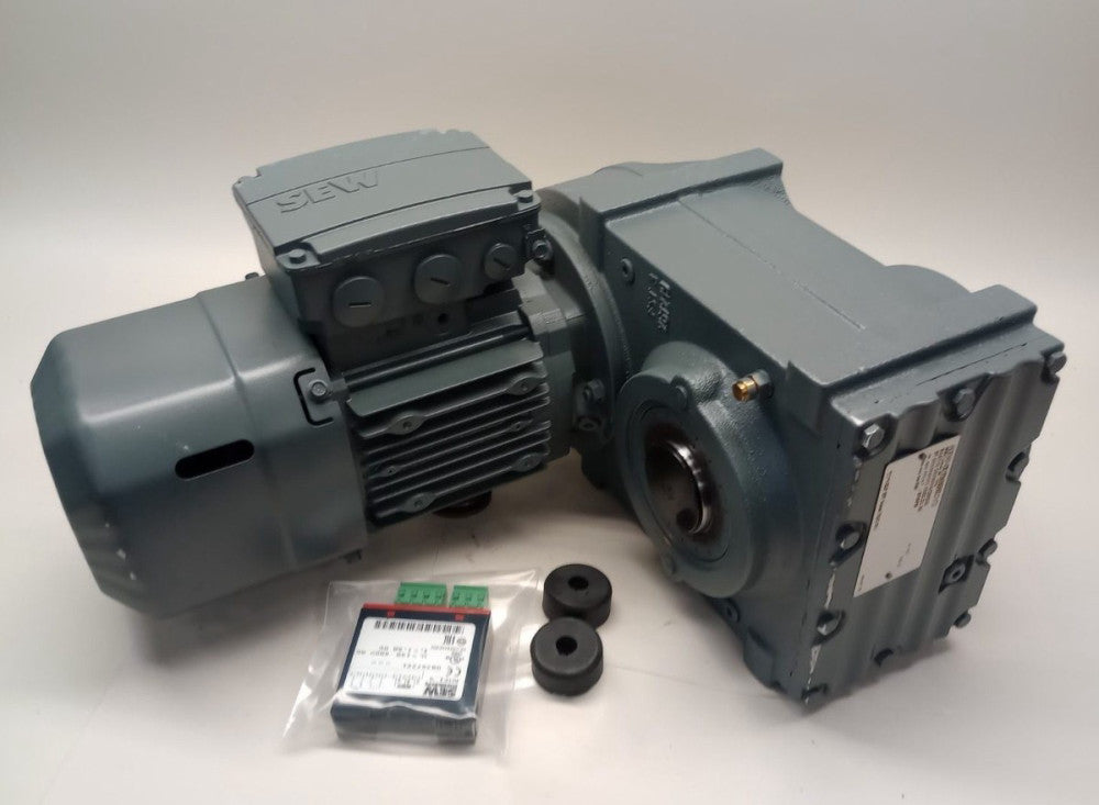 SEW Eurodrive FA67/G-DRS80S8/2BE05 x 142.40 Gear Box 3ph 400V Ratio 142.40:1