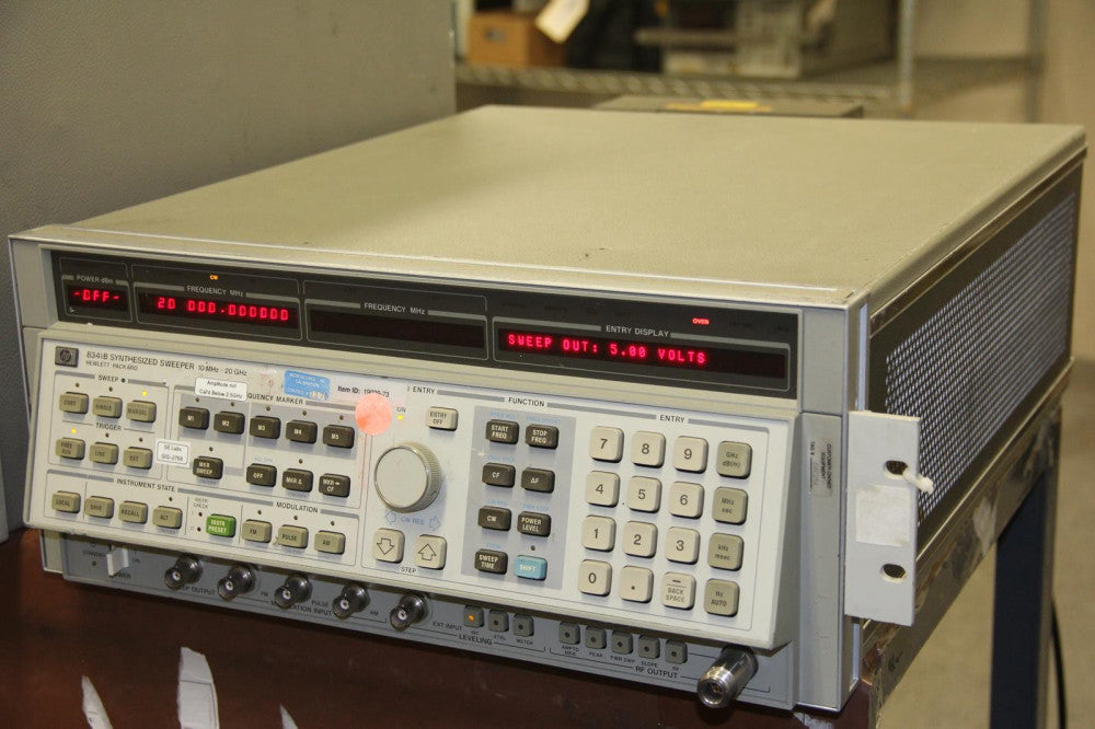 HP Hewlett Packard 8341B 10MHz-20GHz Synthesized Sweeper Opt 003