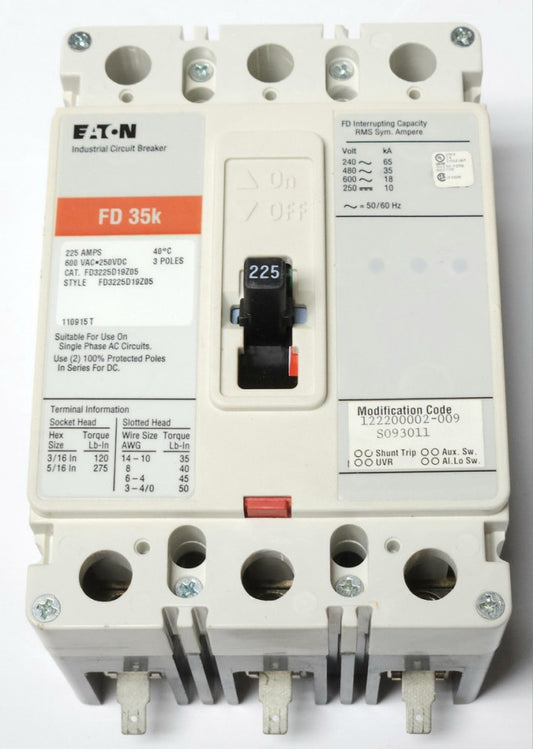 EATON FD3225D19Z05 3 Pole 225 AMP Type FD Circuit Breaker Auxiliary Power Termin