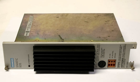 SIEMENS 505 6660 SIMATIC 505 POWER SUPPLY 120-240 VAC Input 5 VDC Output