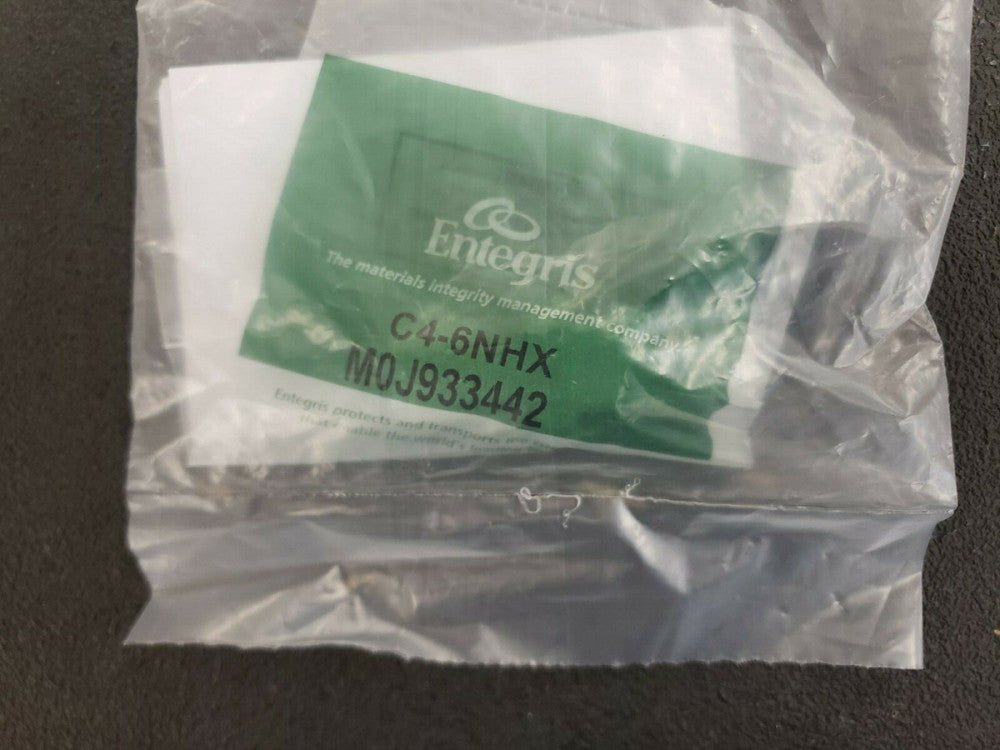 NEW, ENTEGRIS, C4-6NHX, Integral Ferrule Straight adapter, 1/4'' Integral ferrul