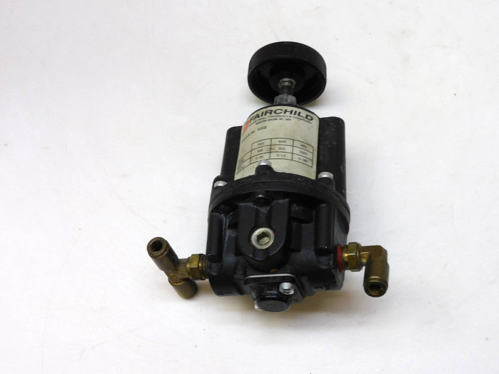 Fairchild 10202 Pressure Regulator 500psig 0-20 range 1/4" npt