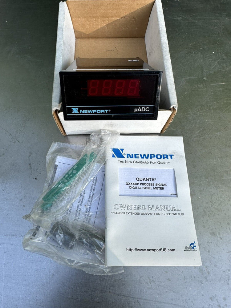 New Newport 4-DIGIT Red LED Panel Meter Q9000-BCR3