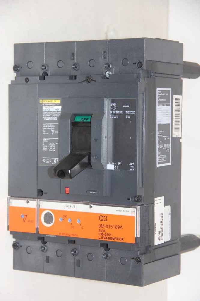 SQUARE D LJF44400WU33X 4-Pole 400A 480Y/277 VAC Circuit Breaker with Studs Q3